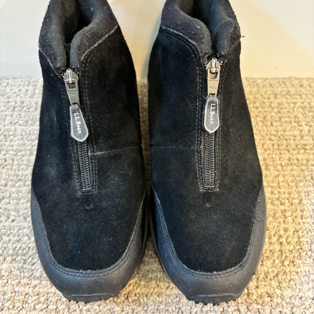 LL Bean Women’s Black Primaloft Boots - size 9 - Picture 3 of 9